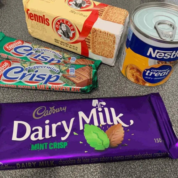 Cadbury Dairy Milk Mint Crisp Chocolate Slab 150g package with mint leaf design.