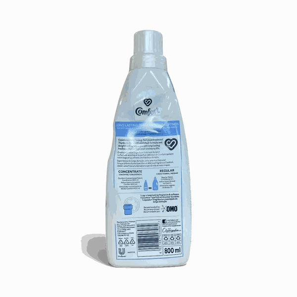 800ml Comfort Concentrated Fabric Conditioner Pure for sensitive skin, 40 washes, gentle softening and long-lasting freshness