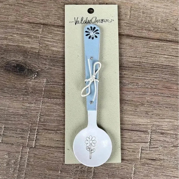 Enamel sugar spoon with wooden handle and laser engraved flower design