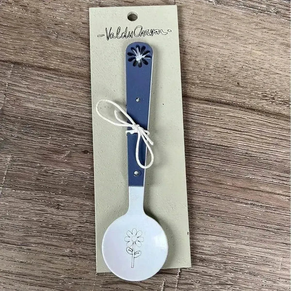 Enamel sugar spoon with wooden handle and laser engraved flower design