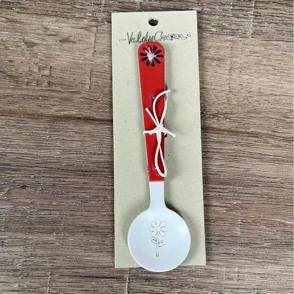 Enamel sugar spoon with wooden handle and laser engraved flower design