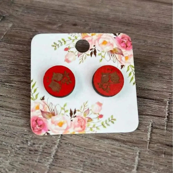 Red stud earrings with engraved owl design, 15mm diameter, sold in pairs