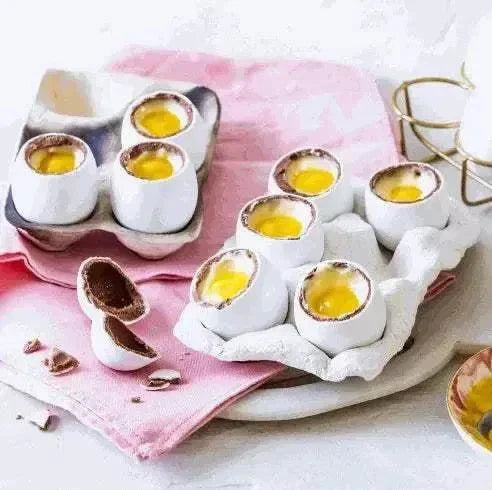 Pack of 6 colorful beacon Easter eggs with white chocolate and candy shell for festive celebrations