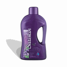 Satinskin Luxury Bubble Bath 2L Grape and Lavender bottle with bubbles