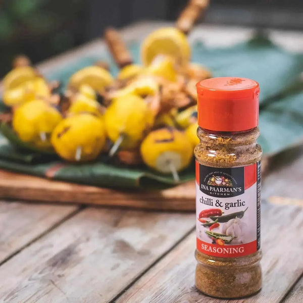 Ina Paarman Chilli & Garlic 200ml spice bottle for braai meats and savory dishes