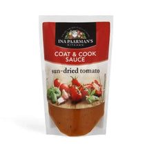 Ina Paarman Sundried Tomato Coat & Cook Sauce pouch, 200ml, rich Mediterranean flavors.